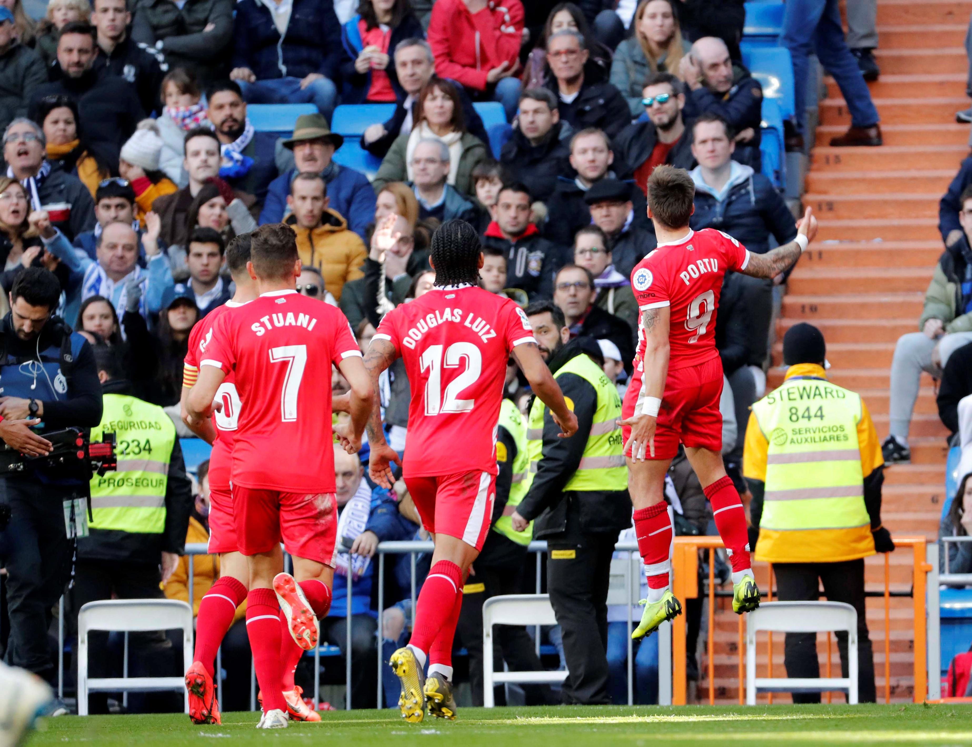 将比分险胜 将比分险胜